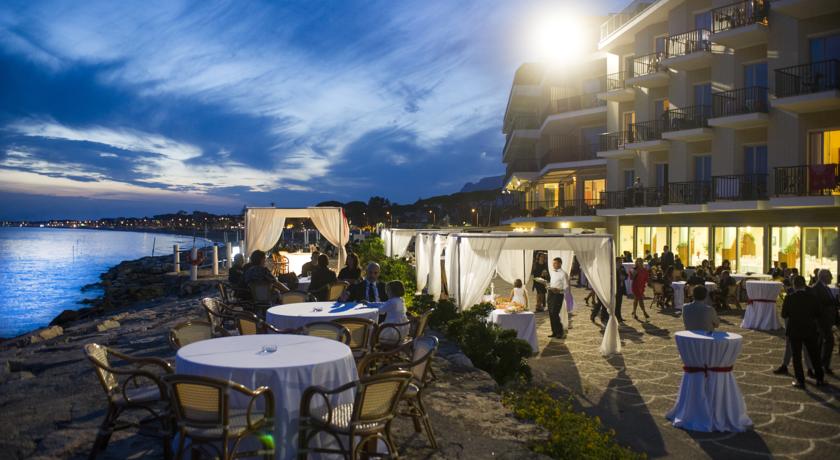 L'Approdo Grand Hotel Terracina — Рівʼєра ді Улісс, Італія мініатюра 8