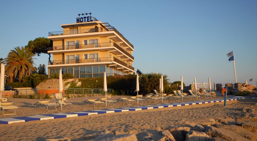 L'Approdo Grand Hotel Terracina — Рівʼєра ді Улісс, Італія мініатюра 10