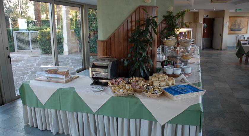 L'Approdo Grand Hotel Terracina — Рівʼєра ді Улісс, Італія мініатюра 36