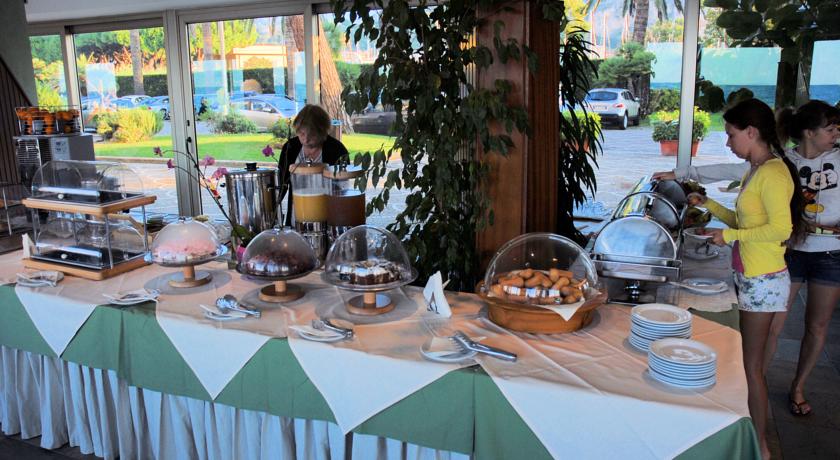 L'Approdo Grand Hotel Terracina — Рівʼєра ді Улісс, Італія мініатюра 38