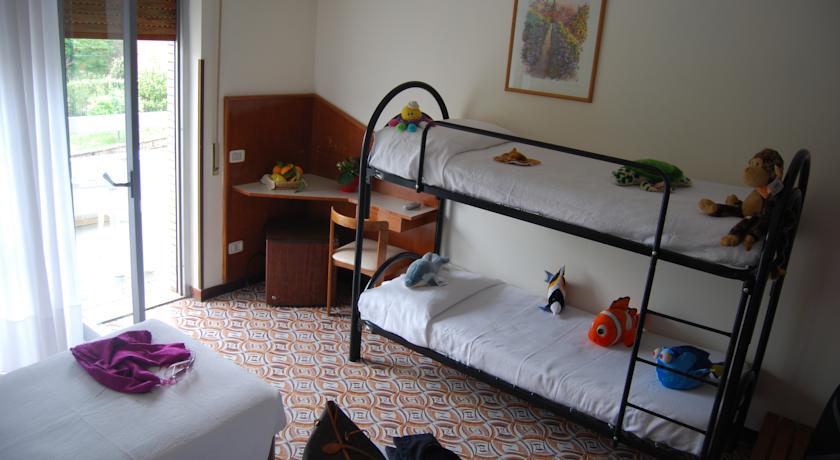 River Palace Terracina — Рівʼєра ді Улісс, Італія мініатюра 9