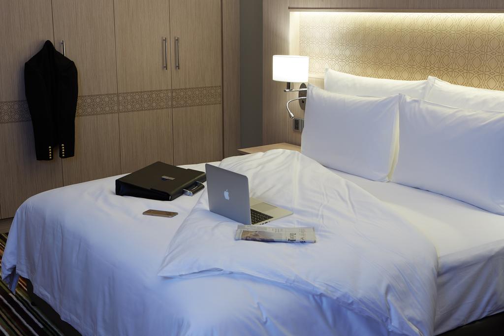 Dusit D2 Kenz Hotel Dubai — Дубаї, Об'єднані Арабські Емірати мініатюра 50