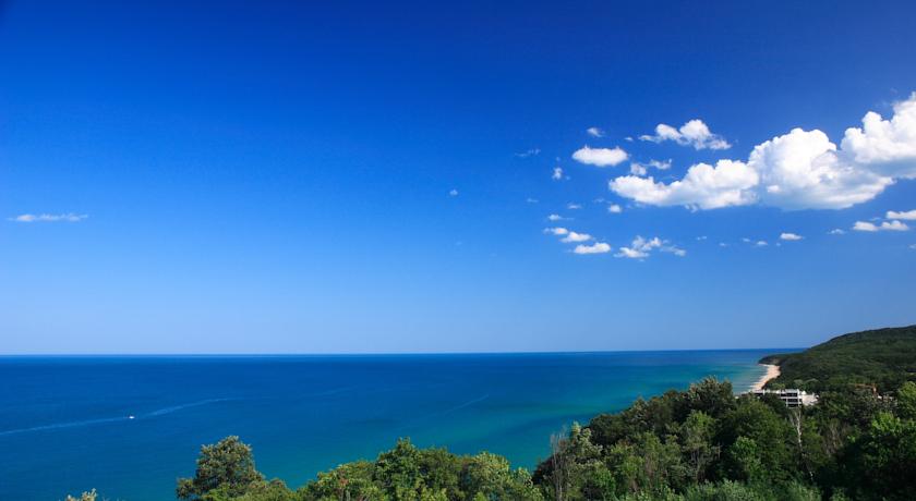 Cliff Obzor Bay — Обзор, Болгарія мініатюра 65