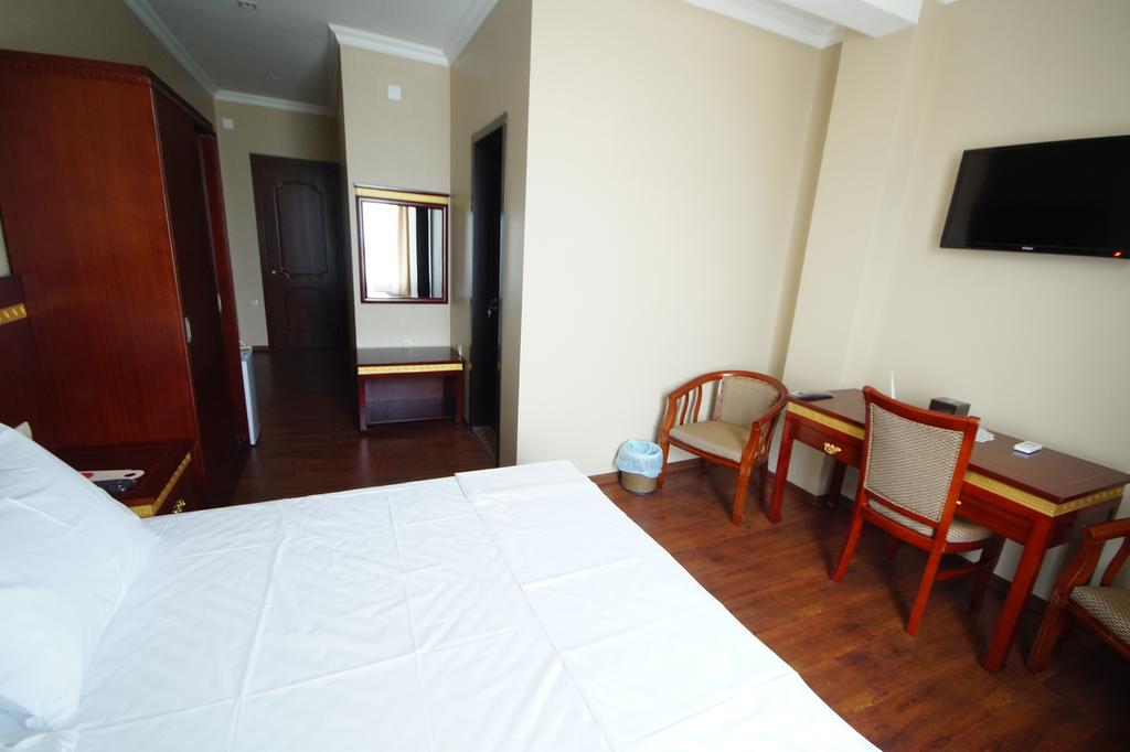 725 Hotel — Батумі, Грузія мініатюра 11