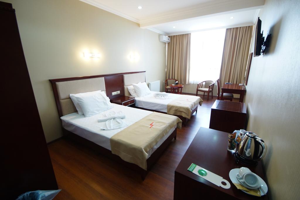 725 Hotel — Батумі, Грузія мініатюра 17