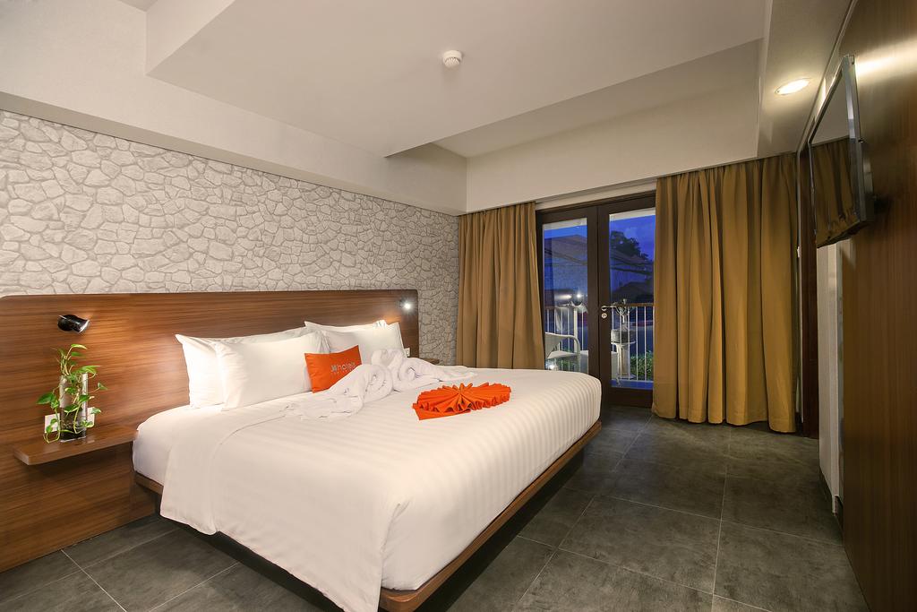 J4 Hotel Legian — о. Балі, Індонезія мініатюра 67