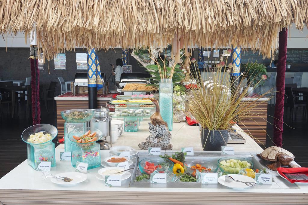 J4 Hotel Legian — о. Балі, Індонезія мініатюра 83