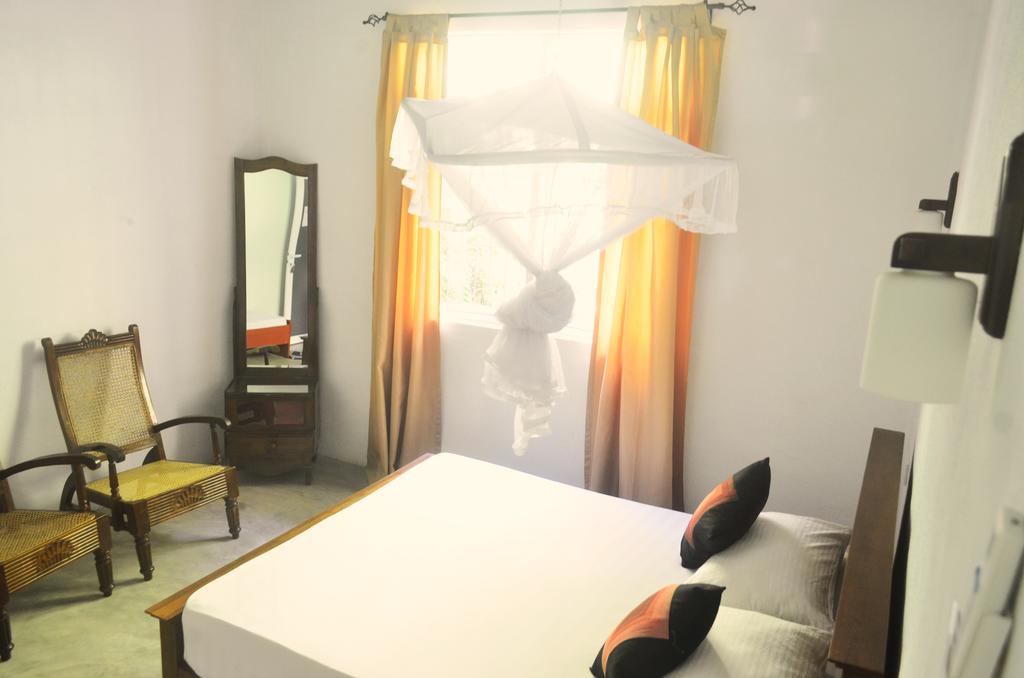 Holiday Inn Unawatuna — Унаватуна, Шрі Ланка мініатюра 7