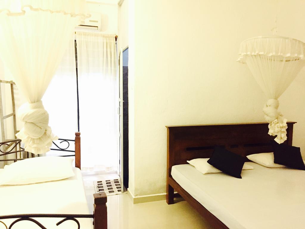 Holiday Inn Unawatuna — Унаватуна, Шрі Ланка мініатюра 10