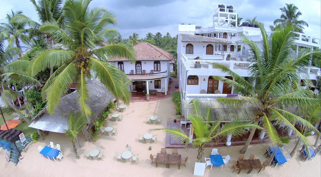 Royal Beach Hotel & Restaurant — Хіккадува, Шрі Ланка — фото 1