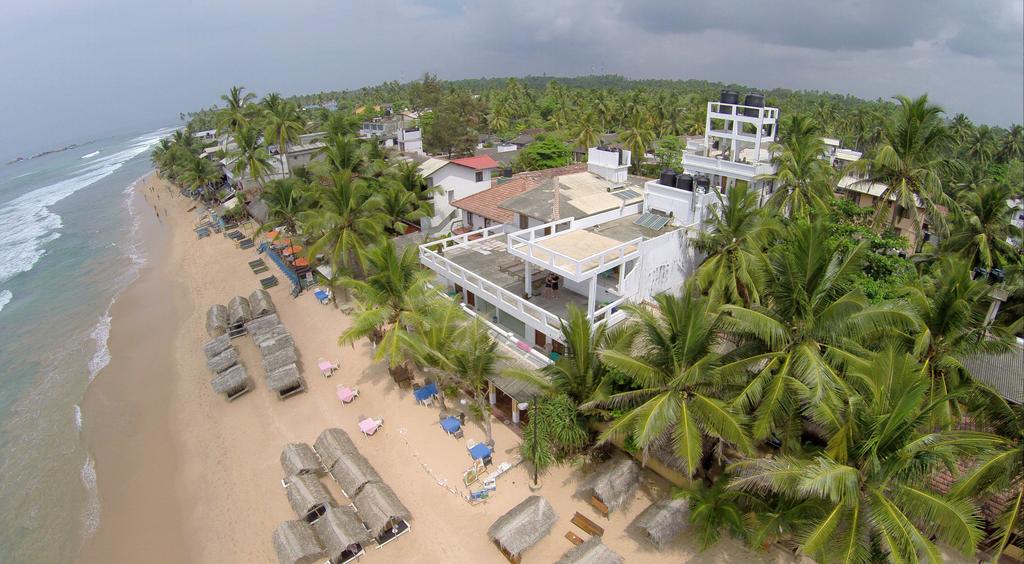 Royal Beach Hotel & Restaurant — Хіккадува, Шрі Ланка мініатюра 15
