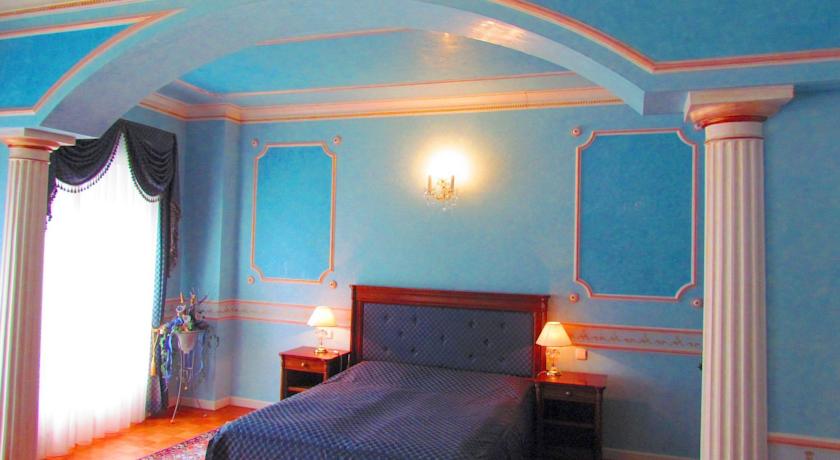 Beautiful Queen Hotel — Карлові Вари, Чехія мініатюра 16