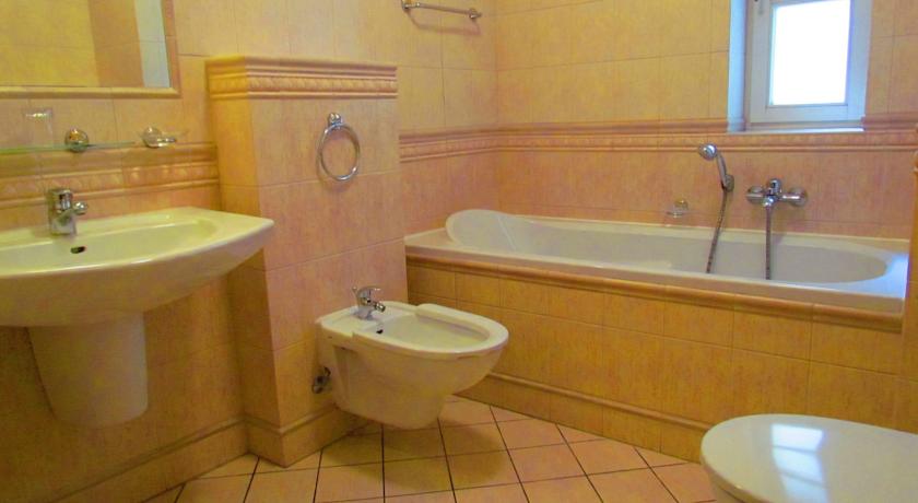 Beautiful Queen Hotel — Карлові Вари, Чехія мініатюра 18