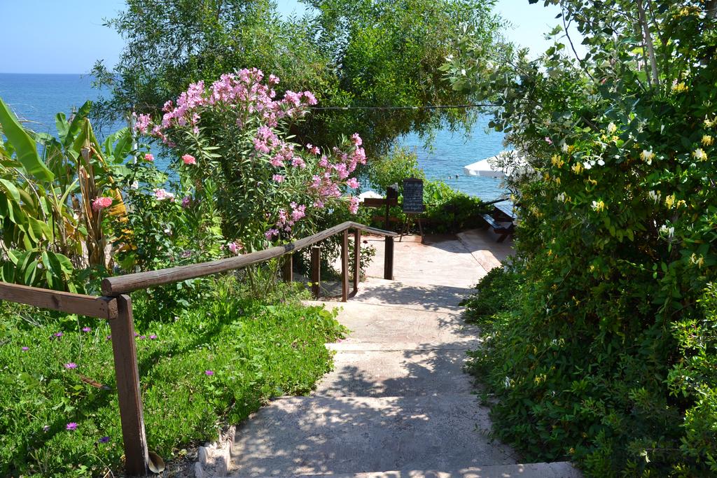 Aphrodite Beach Hotel — Пафос, Кіпр мініатюра 6