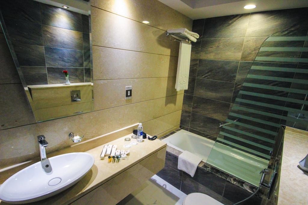 Rose Park Hotel Al Barsha — Дубаї, Об'єднані Арабські Емірати мініатюра 73