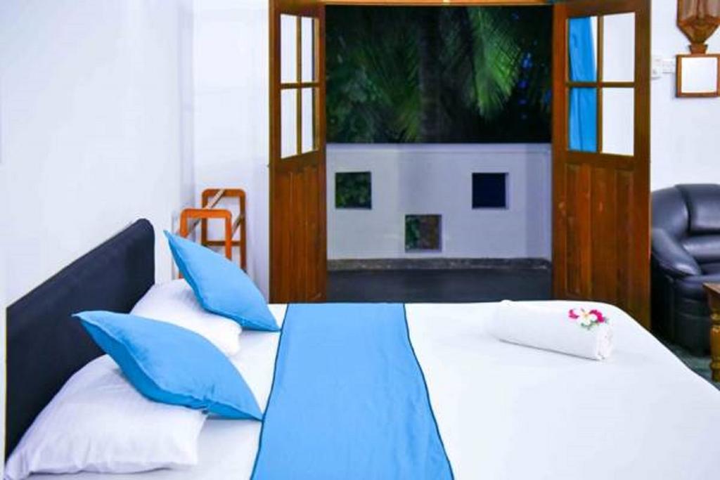 Vibration Hotel — Хіккадува, Шрі Ланка мініатюра 16
