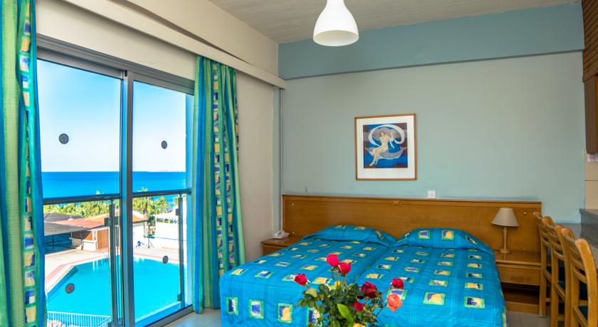 Helios Bay Hotel — Пафос, Кіпр мініатюра 6