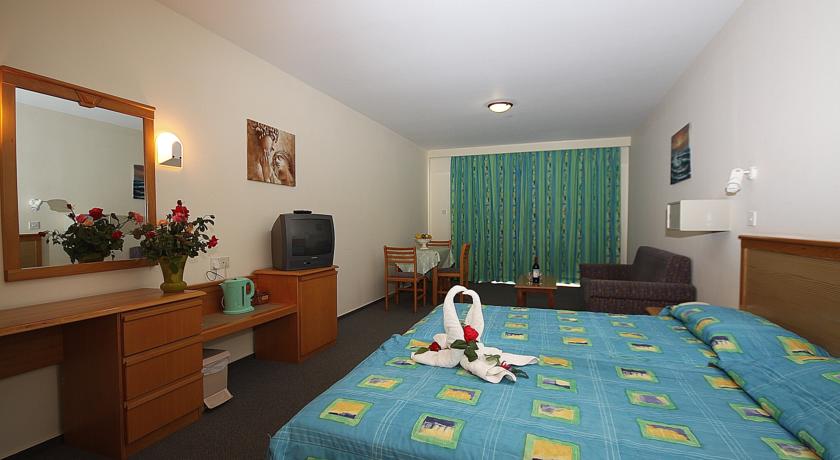 Helios Bay Hotel — Пафос, Кіпр мініатюра 31