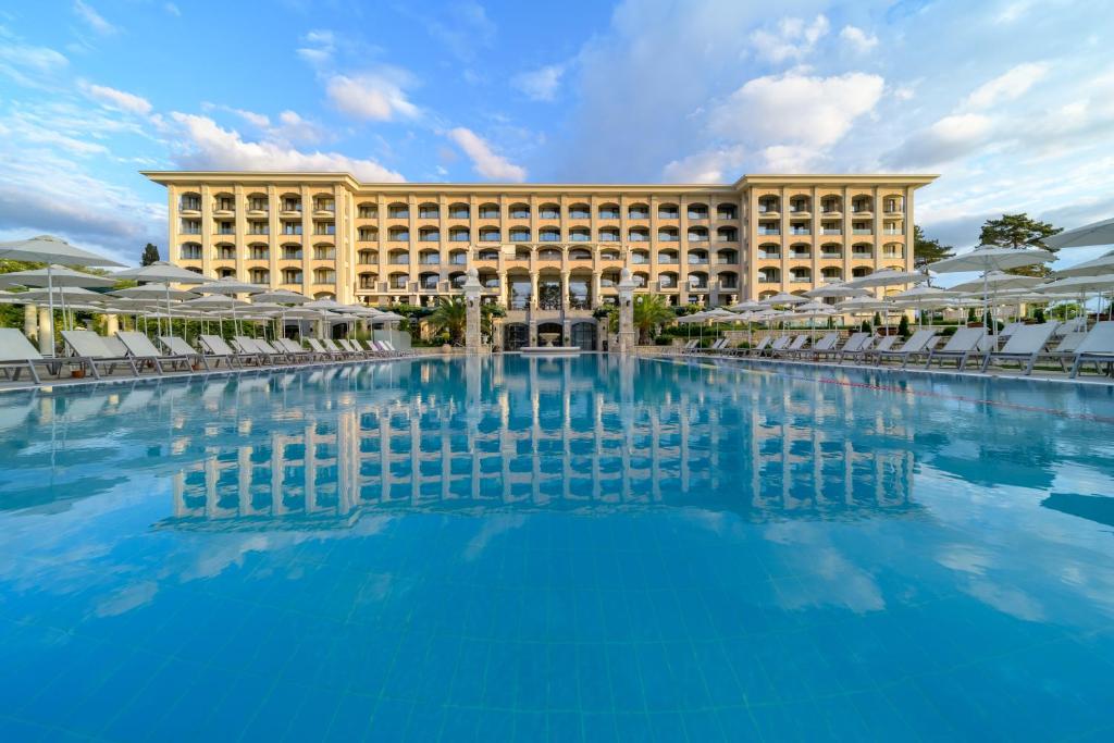 Astor Garden Hotel — Св. Константин і Єлена, Болгарія — фото 1