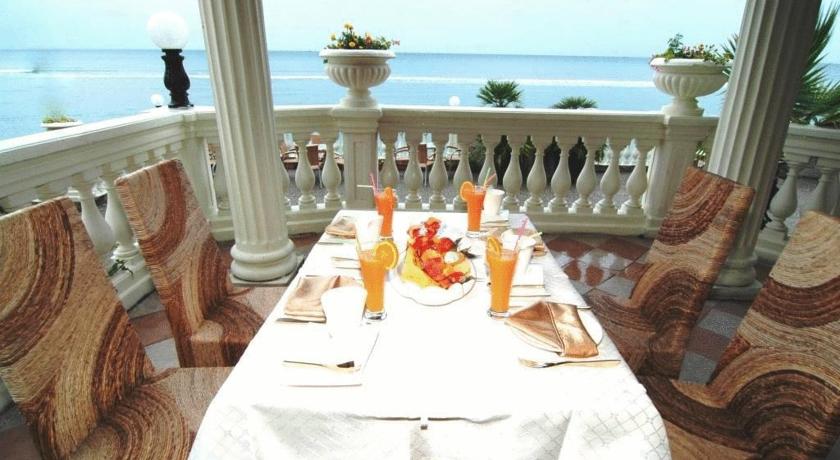 Royal Bay — Еленіте, Болгарія мініатюра 116