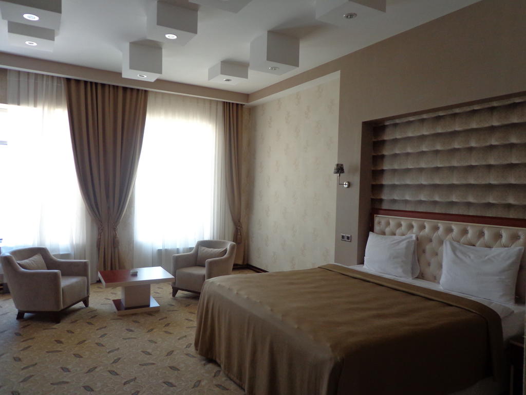 Grand Hotel Baku, Баку, Азербайджан мініатюра 31