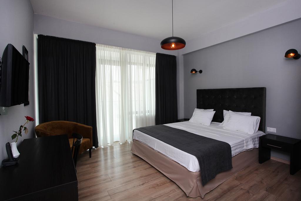 LM Club Hotel — Тбілісі, Грузія мініатюра 10