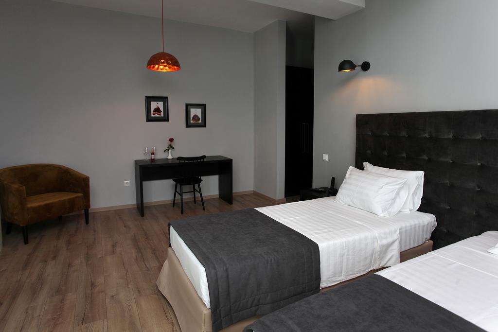 LM Club Hotel — Тбілісі, Грузія мініатюра 13