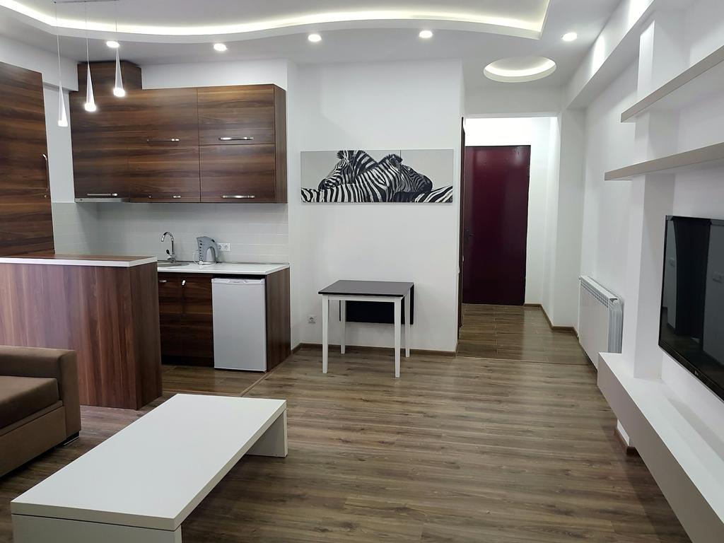 LM Club Hotel — Тбілісі, Грузія мініатюра 16