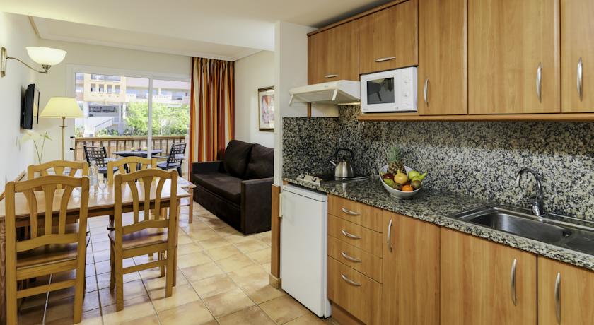 H10 Mediterranean Village Salou — Коста Дорада, Іспанія мініатюра 7