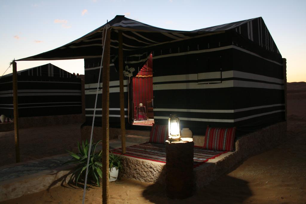 Sama al Wasil Desert Camp — Вахіба, Оман мініатюра 15