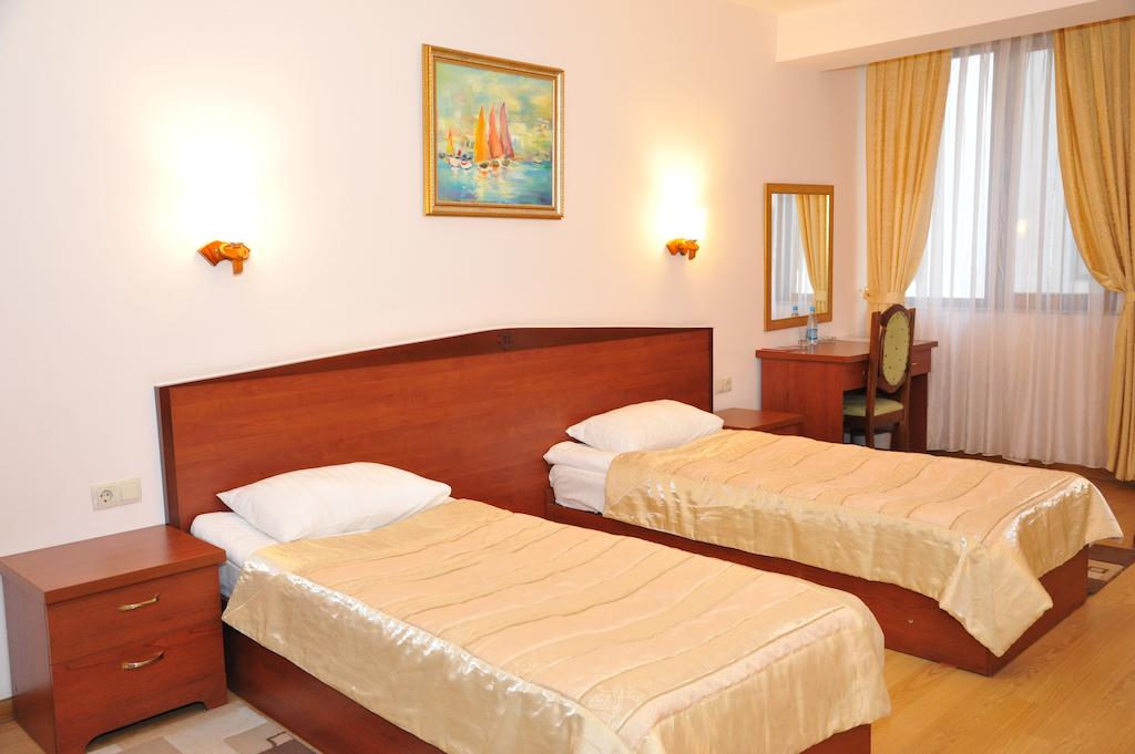 Ganjali Plaza Hotel — Баку, Азербайджан мініатюра 15