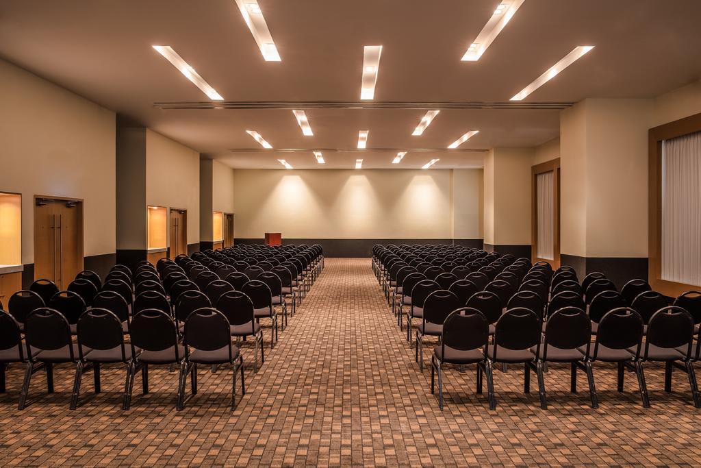 Fiesta Inn Cancun Las Americas — Канкун, Мексика мініатюра 24