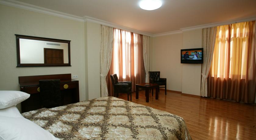 Era Palace Hotel — Батумі, Грузія мініатюра 13