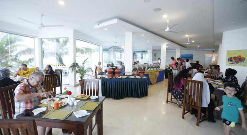 Hikkaduwa Beach Hotel — Хіккадува, Шрі Ланка мініатюра 28