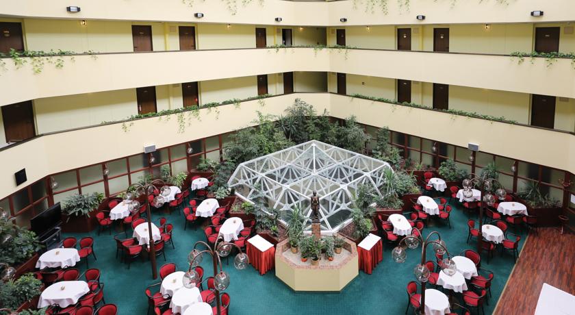 Ensana Thermal Sarvar Health Spa Hotel — Шарвар, Угорщина мініатюра 36