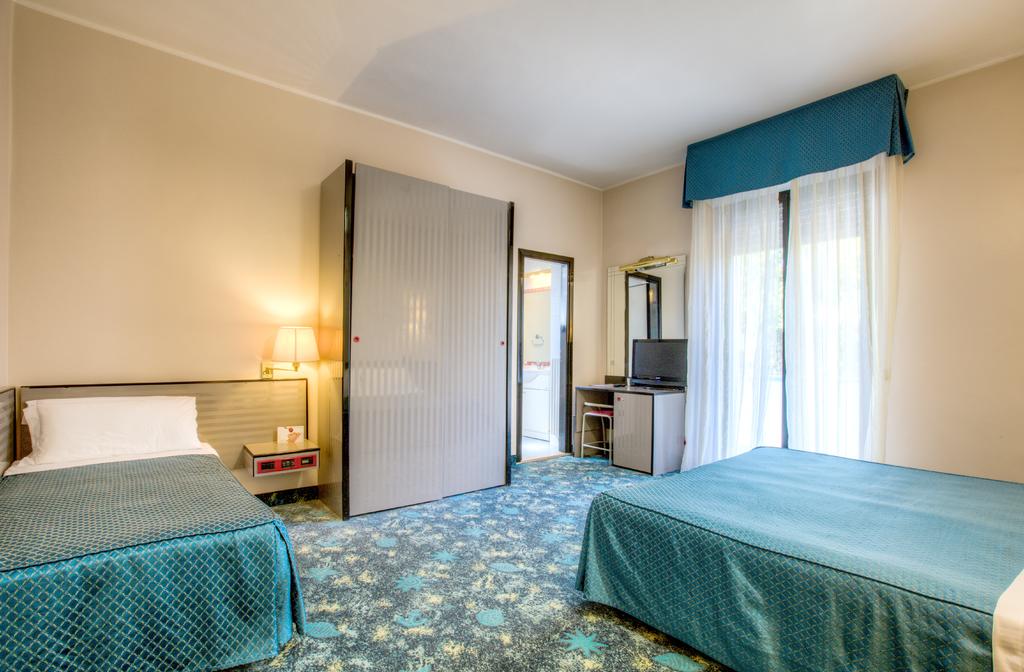 Boemia Hotel — Річчоне, Італія мініатюра 26