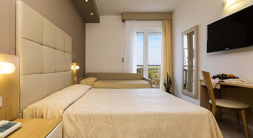 Torino Hotel — о. Вентотене, Італія мініатюра 24