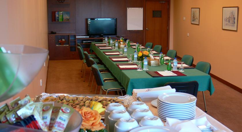 Occidental Sharjah Grand — Шарджа, Об'єднані Арабські Емірати мініатюра 17