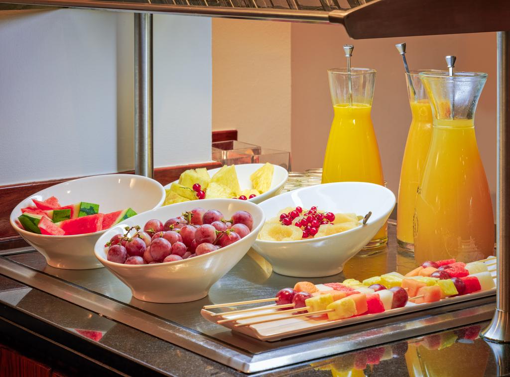 H10 Raco Del Pi Hotel — Барселона, Іспанія мініатюра 12