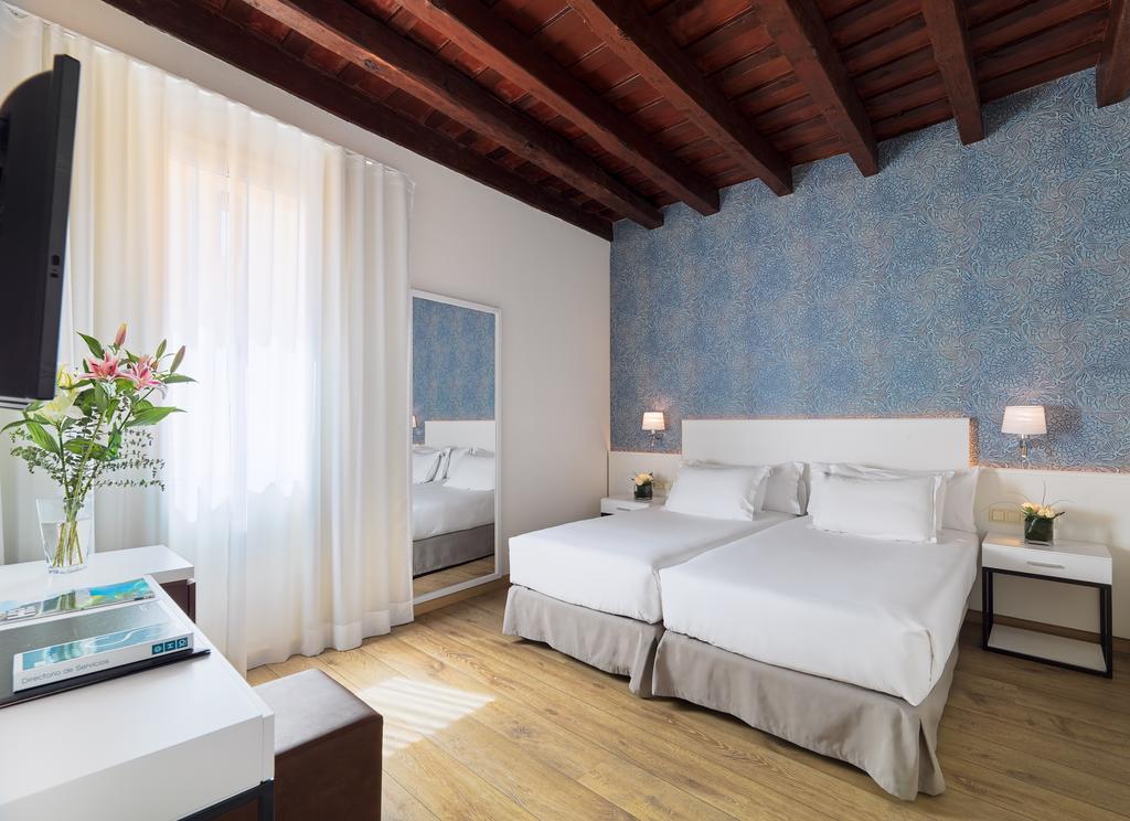 H10 Raco Del Pi Hotel — Барселона, Іспанія мініатюра 19