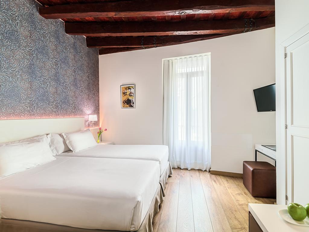 H10 Raco Del Pi Hotel — Барселона, Іспанія мініатюра 20