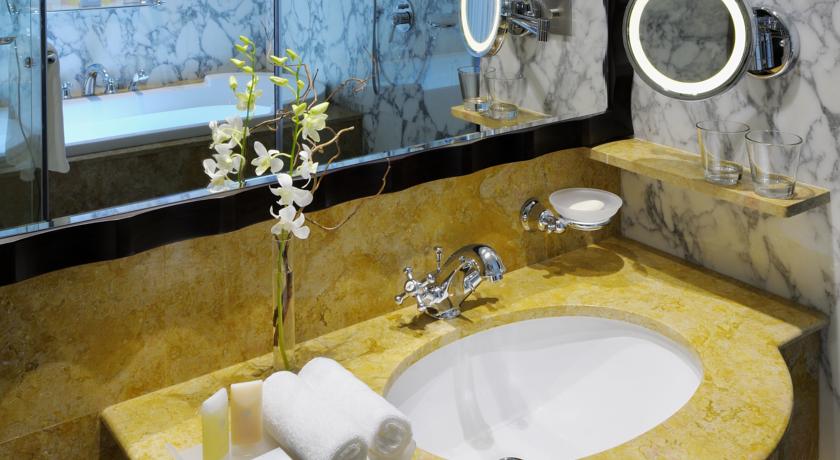Crowne Plaza Dubai Jumeirah — Дубаї, Об'єднані Арабські Емірати мініатюра 91