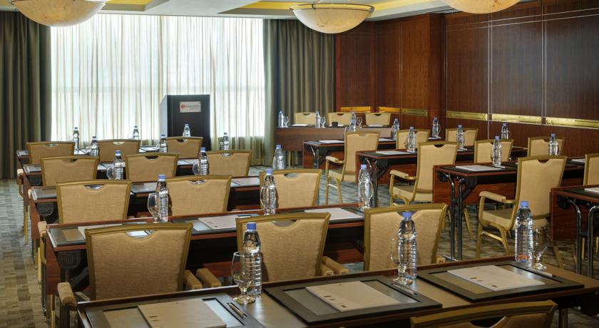 Crowne Plaza Dubai Jumeirah — Дубаї, Об'єднані Арабські Емірати мініатюра 107