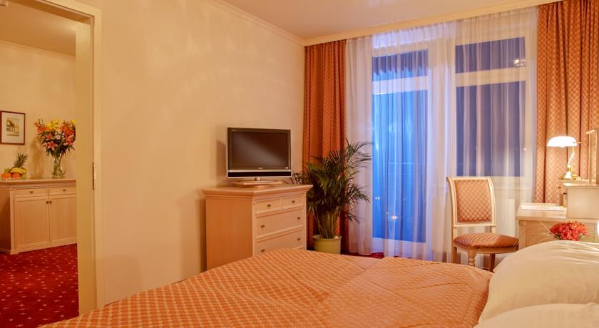 Interhotel Central — Карлові Вари, Чехія мініатюра 19