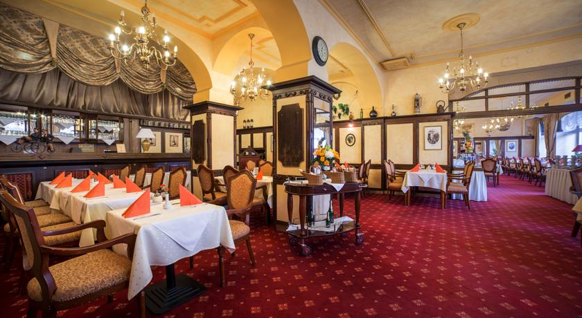 Interhotel Central — Карлові Вари, Чехія мініатюра 29