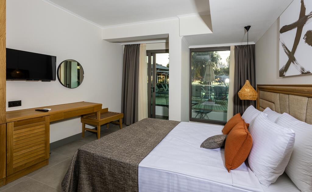 Yalipark Beach Hotel Yalikavak, Бодрум, Туреччина мініатюра 9