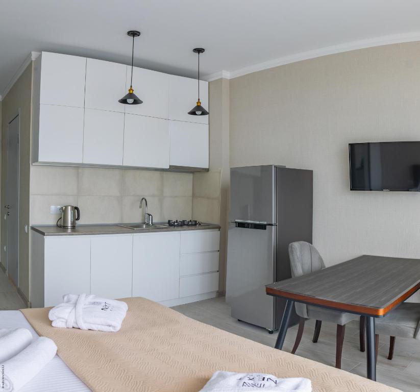 Next Orange Hotel — Батумі, Грузія мініатюра 6