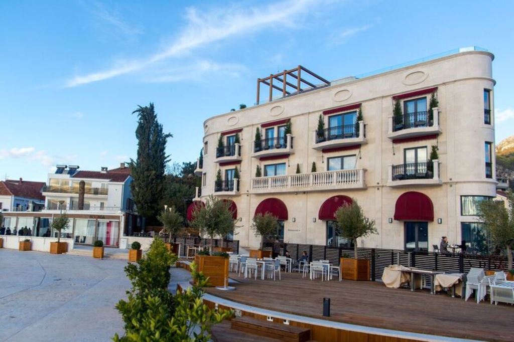 La Roche Hotel — Боко-Которська бухта, Чорногорія мініатюра 9