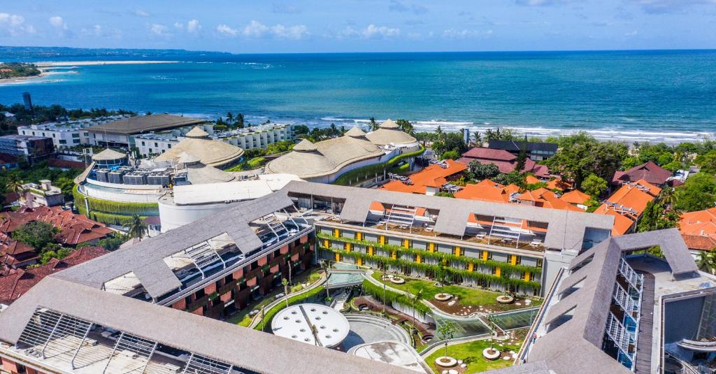 Yello Kuta Beachwalk — о. Балі, Індонезія мініатюра 65