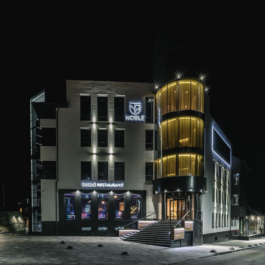 Noble Boutique Hotel — Луцьк, Україна — фото 1